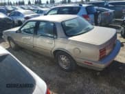 ✅ 1996 Oldsmobile Cutlass Ciera 1SA VX5 • VIN: 1G3AJ55M3T6416748 • Лот: 87263625. Опубликован ранее на Copart с пробегом 189 590 миль. Бесплатный доступ к архиву аукционных продаж из США и подробный отчёт об истории автомобиля на DreamBid. Изображение 2.