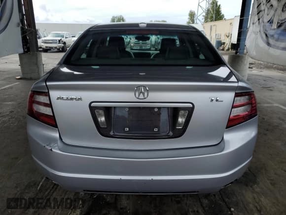 ✅ 2008 Acura TL • VIN: 19UUA66238A002455 • Lot: 85143395. Wystawiony na Copart z przebiegiem 156 140 mil. Bezpłatny archiwum sprzedaży aukcyjnych z USA i szczegółowy raport historii pojazdu na DreamBid. Zdjęcie 6.