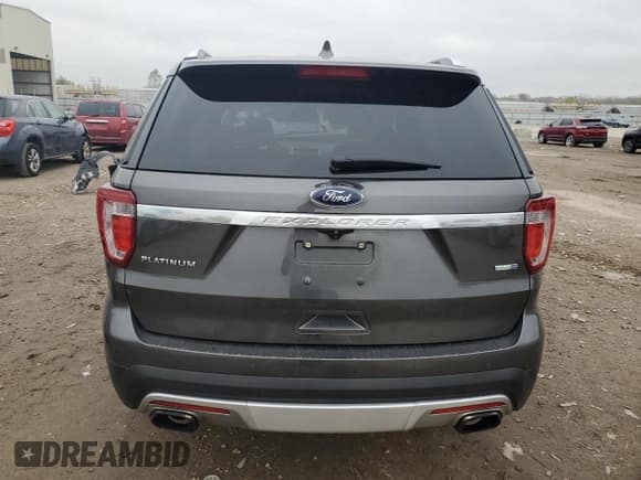 ✅ 2016 Ford Explorer Platinum • VIN: 1FM5K8HTXGGD27449 • Lot: 90282325. Wystawiony na Copart z przebiegiem Nie podano. Bezpłatny archiwum sprzedaży aukcyjnych z USA i szczegółowy raport historii pojazdu na DreamBid. Zdjęcie 6.