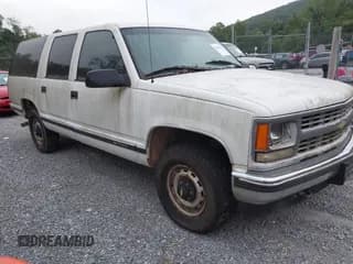 ✅ 1999 Chevrolet Suburban • VIN: 1GNFK16R3XJ506384 • Lot: 42786395. Listed on IAAI with 263,062 mi. Free auction sales archive from the USA and detailed vehicle history report at DreamBid. Image 1.