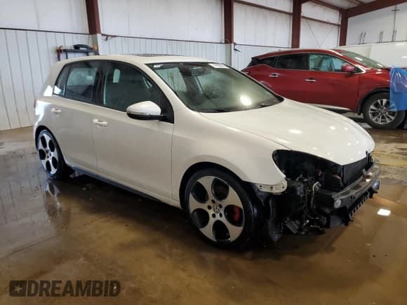 ✅ 2010 Volkswagen Golf GTI • VIN: WVWGD7AJXAW111088 • Lot: 47005295. Wystawiony na Copart z przebiegiem 119 408 mil. Bezpłatny archiwum sprzedaży aukcyjnych z USA i szczegółowy raport historii pojazdu na DreamBid. Zdjęcie 4.