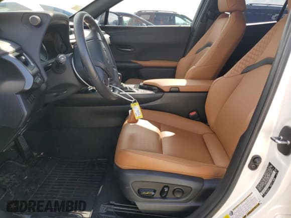 ✅ 2021 Lexus UX 250h • VIN: JTHX9JBH6M2052870 • Lot: 54749535. Listed on Copart with 62,800 mi. Free auction sales archive from the USA and detailed vehicle history report at DreamBid. Image 7.