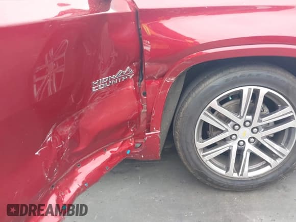 ✅ 2023 Chevrolet Traverse High Country • VIN: 1GNEVNKW9PJ242335 • Lot: 42415467. Wystawiony na IAAI z przebiegiem 25 855 mil. Bezpłatny archiwum sprzedaży aukcyjnych z USA i szczegółowy raport historii pojazdu na DreamBid. Zdjęcie 21.