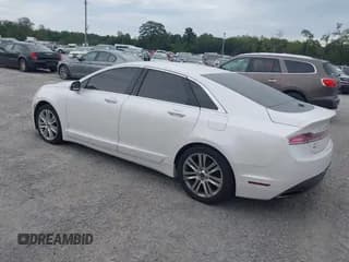 ✅ 2016 Lincoln MKZ • VIN: 3LN6L2J97GR616228 • Lot: 43220172. Wystawiony na IAAI z przebiegiem 124 962 mil. Bezpłatny archiwum sprzedaży aukcyjnych z USA i szczegółowy raport historii pojazdu na DreamBid. Zdjęcie 3.