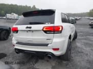 ✅ 2016 Jeep Grand Cherokee SRT • VIN: 1C4RJFDJ5GC456479 • Lot: 43287203. Wystawiony na IAAI z przebiegiem 79 786 mil. Bezpłatny archiwum sprzedaży aukcyjnych z USA i szczegółowy raport historii pojazdu na DreamBid. Zdjęcie 16.