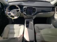 ✅ 2023 Volvo XC90 • VIN: YV4H60CW3P1916934 • Лот: 48651644. Опубликован ранее на Copart с пробегом 12 952 миль. Бесплатный доступ к архиву аукционных продаж из США и подробный отчёт об истории автомобиля на DreamBid. Изображение 8.