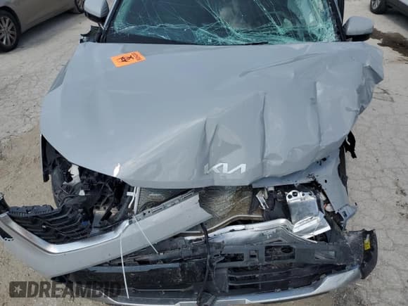 ✅ 2025 Kia Sorento S • VIN: 5XYRL4JC9SG346768 • Lot: 81098655. Listed on Copart with Not provided. Free auction sales archive from the USA and detailed vehicle history report at DreamBid. Image 11.