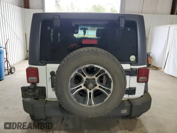 ✅ 2013 Jeep Wrangler Unlimited Freedom • VIN: 1C4BJWDG4DL642807 • Lot: 45584265. Wystawiony na Copart z przebiegiem 294 055 mil. Bezpłatny archiwum sprzedaży aukcyjnych z USA i szczegółowy raport historii pojazdu na DreamBid. Zdjęcie 6.