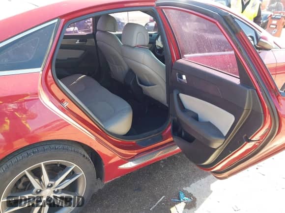 2017 Hyundai Sonata Sport with VIN 5NPE34AB6HH538964, listed as a IAAI auction lot 41577811 with 143,627 mi miles and . Bid and sale history available at DreamBid. Image 8.