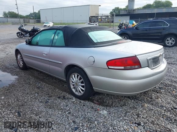 ✅ 2003 Chrysler Sebring • VIN: 1C3EL55T23N500671 • Лот: 42968774. Опубликован ранее на IAAI с пробегом 116 939 миль. Бесплатный доступ к архиву аукционных продаж из США и подробный отчёт об истории автомобиля на DreamBid. Изображение 3.