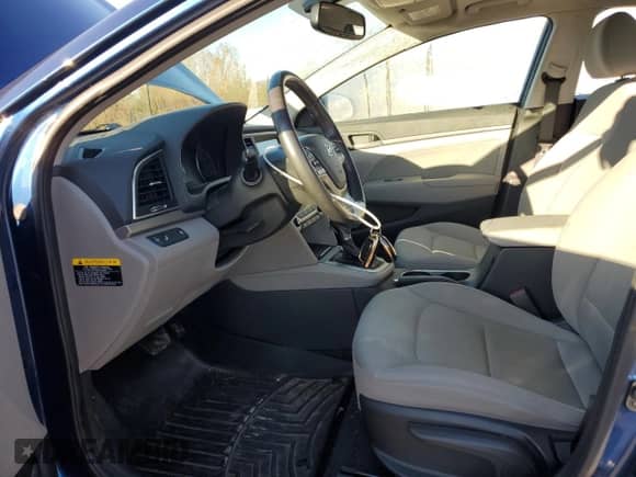 ✅ 2018 Hyundai Elantra SEL • VIN: 5NPD84LFXJH217254 • Lot: 86827735. Wystawiony na Copart z przebiegiem 50 912 mil. Bezpłatny archiwum sprzedaży aukcyjnych z USA i szczegółowy raport historii pojazdu na DreamBid. Zdjęcie 7.