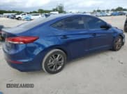 ✅ 2018 Hyundai Elantra SEL • VIN: 5NPD84LF3JH396043 • Lot: 91777815. Wystawiony na Copart z przebiegiem 185 691 mil. Bezpłatny archiwum sprzedaży aukcyjnych z USA i szczegółowy raport historii pojazdu na DreamBid. Zdjęcie 3.