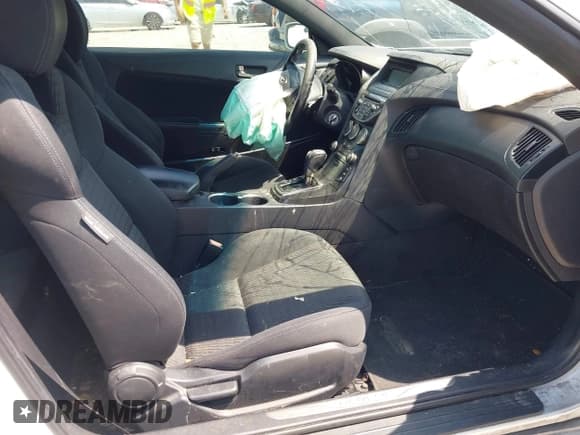 ✅ 2013 Hyundai Genesis Coupe Premium • VIN: KMHHT6KD2DU109390 • Lot: 42243520. Wystawiony na IAAI z przebiegiem 290 277 mil. Bezpłatny archiwum sprzedaży aukcyjnych z USA i szczegółowy raport historii pojazdu na DreamBid. Zdjęcie 5.