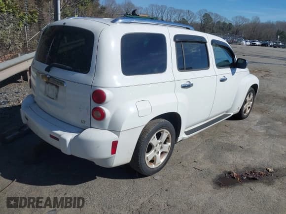 ✅ 2006 Chevrolet HHR LT • VIN: 3GNDA23P16S620951 • Lot: 41563825. Listed on IAAI with 206,910 mi. Free auction sales archive from the USA and detailed vehicle history report at DreamBid. Image 4.