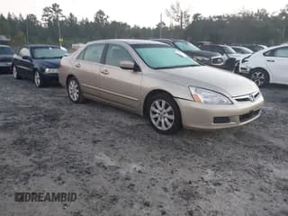 ✅ 2007 Honda Accord EX-L • VIN: 1HGCM66537A085025 • Лот: 43491457. Опубликован ранее на IAAI с пробегом 235 123 миль. Бесплатный доступ к архиву аукционных продаж из США и подробный отчёт об истории автомобиля на DreamBid. Изображение 1.