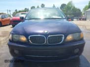 ✅ 2005 BMW 3 Series 330i • VIN: WBAEV53445KM40931 • Lot: 42061235. Listed on IAAI with 298,421 mi. Free auction sales archive from the USA and detailed vehicle history report at DreamBid. Image 12.