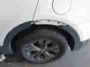 2015 Hyundai Santa Fe z VIN 5XYZTDLB4FG294735, wystawiony jako IAAI lot #43230960 z przebiegiem 169 342 mil mil oraz . Historia ofert i sprzedaży dostępna na DreamBid. Obrazek 6.