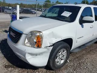 ✅ 2011 GMC Yukon XL SLT • VIN: 1GKS1KE08BR225134 • Lot: 43626275. Wystawiony na IAAI z przebiegiem 342 700 mil. Bezpłatny archiwum sprzedaży aukcyjnych z USA i szczegółowy raport historii pojazdu na DreamBid. Zdjęcie 6.