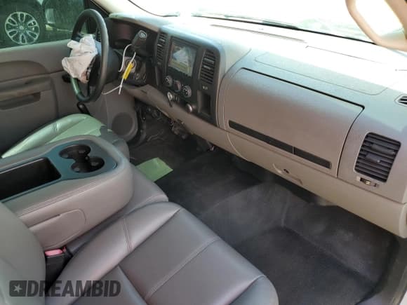 ✅ 2012 Chevrolet Silverado 1500 Work Truck • VIN: 1GCNCPE02CZ117142 • Lot: 55623425. Listed on Copart with 66,180 mi. Free auction sales archive from the USA and detailed vehicle history report at DreamBid. Image 8.