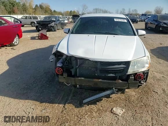 ✅ 2013 Dodge Avenger SXT • VIN: 1C3CDZCBXDN740199 • Лот: 91675745. Опубликован ранее на Copart с пробегом 154 783 миль. Бесплатный доступ к архиву аукционных продаж из США и подробный отчёт об истории автомобиля на DreamBid. Изображение 14.