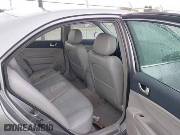 2006 Hyundai Sonata GLS with VIN 5NPEU46FX6H049361, listed as a IAAI auction lot 43487963 with 182,569 mi miles and . Bid and sale history available at DreamBid. Image 8.