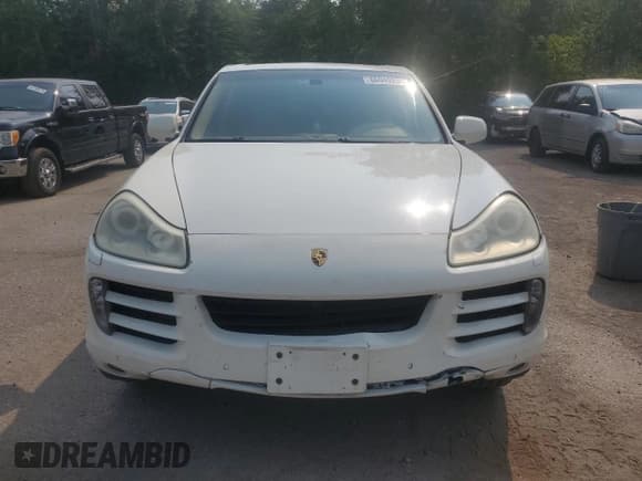 ✅ 2009 Porsche Cayenne • VIN: WP1AA29PX9LA01163 • Lot: 66949255. Wystawiony na Copart z przebiegiem 261 163 mil. Bezpłatny archiwum sprzedaży aukcyjnych z USA i szczegółowy raport historii pojazdu na DreamBid. Zdjęcie 5.