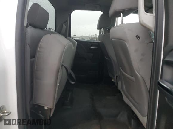 ✅ 2015 Chevrolet Silverado 2500HD Work Truck • VIN: 1GC2CUEG1FZ124280 • Лот: 83632664. Опубликован ранее на Copart с пробегом 220 163 миль. Бесплатный доступ к архиву аукционных продаж из США и подробный отчёт об истории автомобиля на DreamBid. Изображение 10.