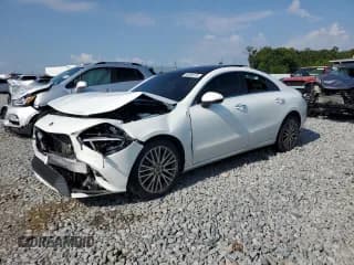 ✅ 2022 Mercedes-Benz CLA 250 • VIN: W1K5J4GB3NN284127 • Lot: 69290275. Listed on Copart with 49,757 mi. Free auction sales archive from the USA and detailed vehicle history report at DreamBid. Image 1.