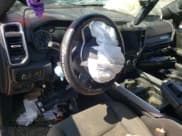 ✅ 2021 Ram 1500 Big Horn • VIN: 1C6RREFT7MN769087 • Lot: 65522945. Wystawiony na Copart z przebiegiem Nie podano. Bezpłatny archiwum sprzedaży aukcyjnych z USA i szczegółowy raport historii pojazdu na DreamBid. Zdjęcie 8.