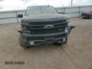 ✅ 2019 Chevrolet Silverado 1500 LT Trail Boss • VIN: 1GCPYFED4KZ331166 • Lot: 85135035. Wystawiony na Copart z przebiegiem 91 762 mil. Bezpłatny archiwum sprzedaży aukcyjnych z USA i szczegółowy raport historii pojazdu na DreamBid. Zdjęcie 13.