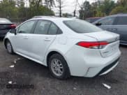 ✅ 2022 Toyota Corolla Hybrid LE • VIN: JTDEAMDE5N3002770 • Lot: 43298679. Wystawiony na IAAI z przebiegiem 104 268 mil. Bezpłatny archiwum sprzedaży aukcyjnych z USA i szczegółowy raport historii pojazdu na DreamBid. Zdjęcie 3.