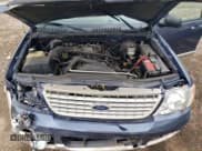 ✅ 2005 Ford Explorer Eddie Bauer • VIN: 1FMZU74W25ZA05041 • Lot: 64778595. Listed on Copart with 153,160 mi. Free auction sales archive from the USA and detailed vehicle history report at DreamBid. Image 12.