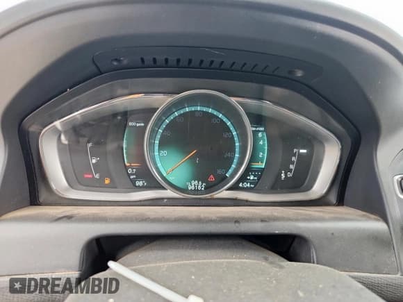 ✅ 2015 Volvo XC60 T5 • VIN: YV4612RK6F2659847 • Лот: 62906085. Опубликован ранее на Copart с пробегом 96 162 миль. Бесплатный доступ к архиву аукционных продаж из США и подробный отчёт об истории автомобиля на DreamBid. Изображение 9.