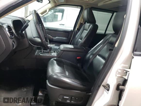 ✅ 2010 Ford Explorer Limited • VIN: 1FMEU7F80AUA98632 • Lot: 58620705. Wystawiony na Copart z przebiegiem 180 675 mil. Bezpłatny archiwum sprzedaży aukcyjnych z USA i szczegółowy raport historii pojazdu na DreamBid. Zdjęcie 7.