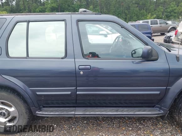 ✅ 1999 Infiniti QX4 • VIN: JNRAR05YXXW040585 • Lot: 42351231. Listed on IAAI with 196,507 mi. Free auction sales archive from the USA and detailed vehicle history report at DreamBid. Image 13.