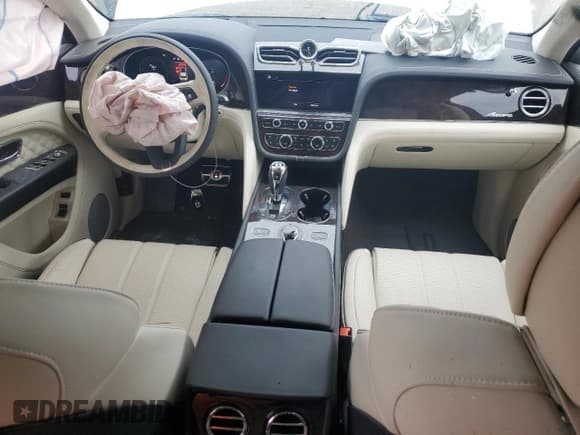 ✅ 2023 Bentley Bentayga V8 • VIN: SJAAT2ZV5PC024326 • Lot: 47014025. Listed on Copart with 3,041 mi. Free auction sales archive from the USA and detailed vehicle history report at DreamBid. Image 8.