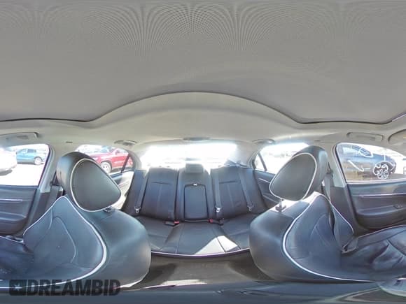 ✅ 2011 Lincoln MKZ • VIN: 3LNHL2JC3BR757441 • Lot: 69925615. Wystawiony na Copart z przebiegiem 76 041 mil. Bezpłatny archiwum sprzedaży aukcyjnych z USA i szczegółowy raport historii pojazdu na DreamBid. Zdjęcie 14.