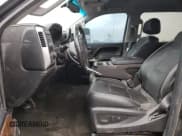 ✅ 2016 Chevrolet Silverado 2500HD LT • VIN: 1GC1KVEG6GF246432 • Lot: 81575543. Wystawiony na Copart z przebiegiem 138 060 mil. Bezpłatny archiwum sprzedaży aukcyjnych z USA i szczegółowy raport historii pojazdu na DreamBid. Zdjęcie 7.