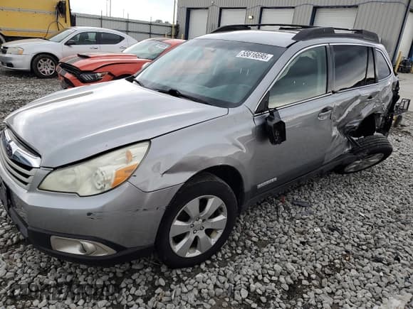 ✅ 2010 Subaru Outback Premium • VIN: 4S4BRCBC6A3329286 • Lot: 55616695. Listed on Copart with Not provided. Free auction sales archive from the USA and detailed vehicle history report at DreamBid. Image 1.