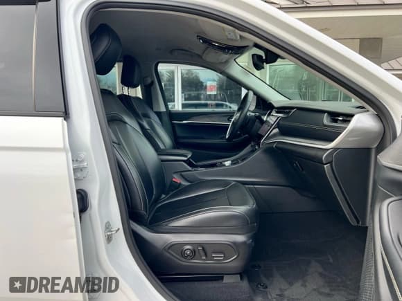 ✅ 2023 Jeep Grand Cherokee Limited • VIN: 1C4RJKBG2P8744267 • Лот: 92352895. Опубликован ранее на Copart с пробегом 89 672 миль. Бесплатный доступ к архиву аукционных продаж из США и подробный отчёт об истории автомобиля на DreamBid. Изображение 5.