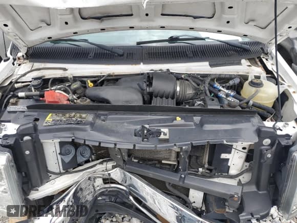 ✅ 2016 Ford Econoline Cargo • VIN: 1FDEE3FS1GDC53585 • Lot: 71219995. Wystawiony na Copart z przebiegiem Nie podano. Bezpłatny archiwum sprzedaży aukcyjnych z USA i szczegółowy raport historii pojazdu na DreamBid. Zdjęcie 7.