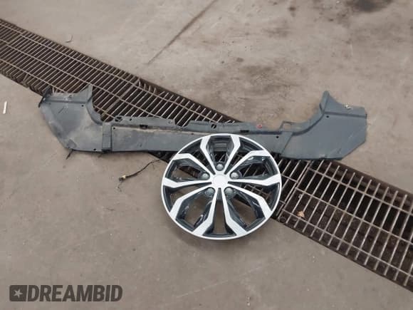 ✅ 2012 Ford Focus SE • VIN: 1FAHP3F22CL332264 • Lot: 43301908. Listed on IAAI with 179,856 mi. Free auction sales archive from the USA and detailed vehicle history report at DreamBid. Image 12.