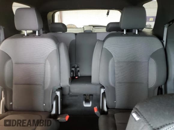 ✅ 2022 Chevrolet Traverse LT Cloth • VIN: 1GNEVMKW6NJ139137 • Lot: 53970395. Wystawiony na Copart z przebiegiem 113 981 mil. Bezpłatny archiwum sprzedaży aukcyjnych z USA i szczegółowy raport historii pojazdu na DreamBid. Zdjęcie 10.