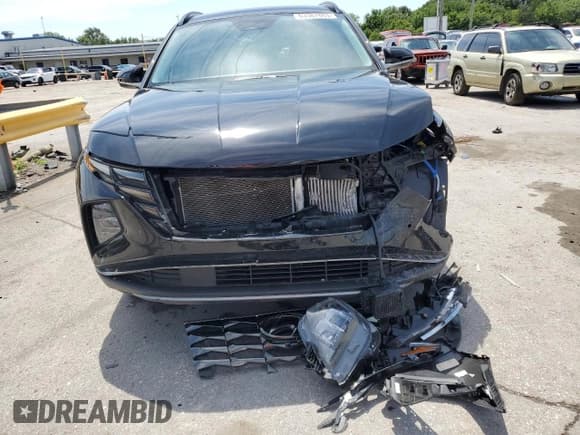 ✅ 2022 Hyundai Tucson Limited • VIN: KM8JECA13NU012833 • Lot: 63387803. Wystawiony na Copart z przebiegiem 40 213 mil. Bezpłatny archiwum sprzedaży aukcyjnych z USA i szczegółowy raport historii pojazdu na DreamBid. Zdjęcie 5.