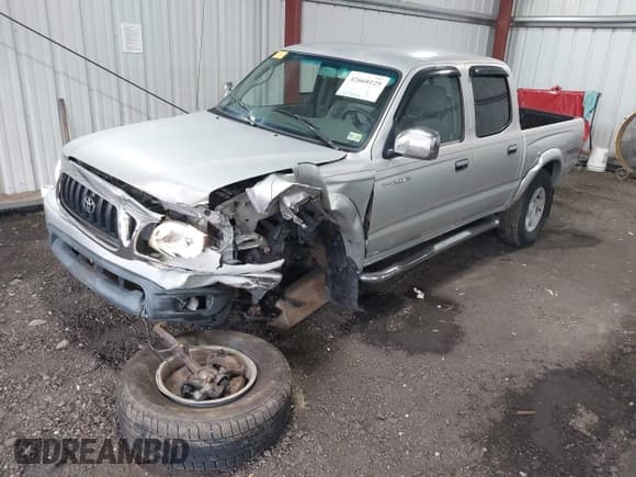 ✅ 2002 Toyota Tacoma PreRunner • VIN: 5TEGN92N52Z047833 • Lot: 42668129. Listed on IAAI with 179,866 mi. Free auction sales archive from the USA and detailed vehicle history report at DreamBid. Image 2.