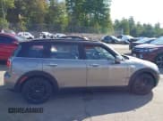 ✅ 2017 MINI Clubman Cooper S • VIN: WMWLU5C51H2C45914 • Lot: 43225299. Listed on IAAI with 83,221 mi. Free auction sales archive from the USA and detailed vehicle history report at DreamBid. Image 14.
