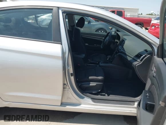 ✅ 2017 Hyundai Elantra Value Edition • VIN: 5NPD84LF0HH211697 • Lot: 43172654. Listed on IAAI with 105,041 mi. Free auction sales archive from the USA and detailed vehicle history report at DreamBid. Image 5.