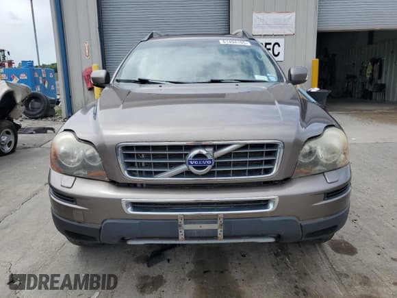 ✅ 2010 Volvo XC90 I6 • VIN: YV4982CY4A1566586 • Lot: 61494195. Listed on Copart with 239,775 mi. Free auction sales archive from the USA and detailed vehicle history report at DreamBid. Image 5.