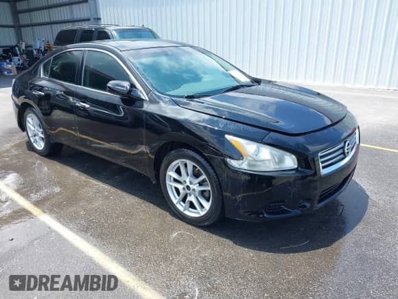 2012 Nissan Maxima S z VIN 1N4AA5AP9CC859400, wystawiony jako IAAI lot #42644386 z przebiegiem 152 043 mil mil oraz . Historia ofert i sprzedaży dostępna na DreamBid. Obrazek 1.