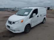 ✅ 2020 Nissan NV200 SV • VIN: 3N6CM0KN2LK709601 • Lot: 43253448. Wystawiony na IAAI z przebiegiem 233 308 mil. Bezpłatny archiwum sprzedaży aukcyjnych z USA i szczegółowy raport historii pojazdu na DreamBid. Zdjęcie 2.